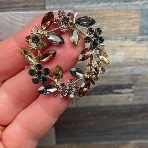 Round Wreath Brooch, Vintage Luxury Crystal rhinestone